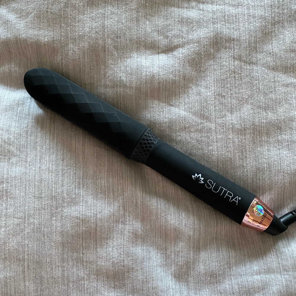 Sutra styling wand waver